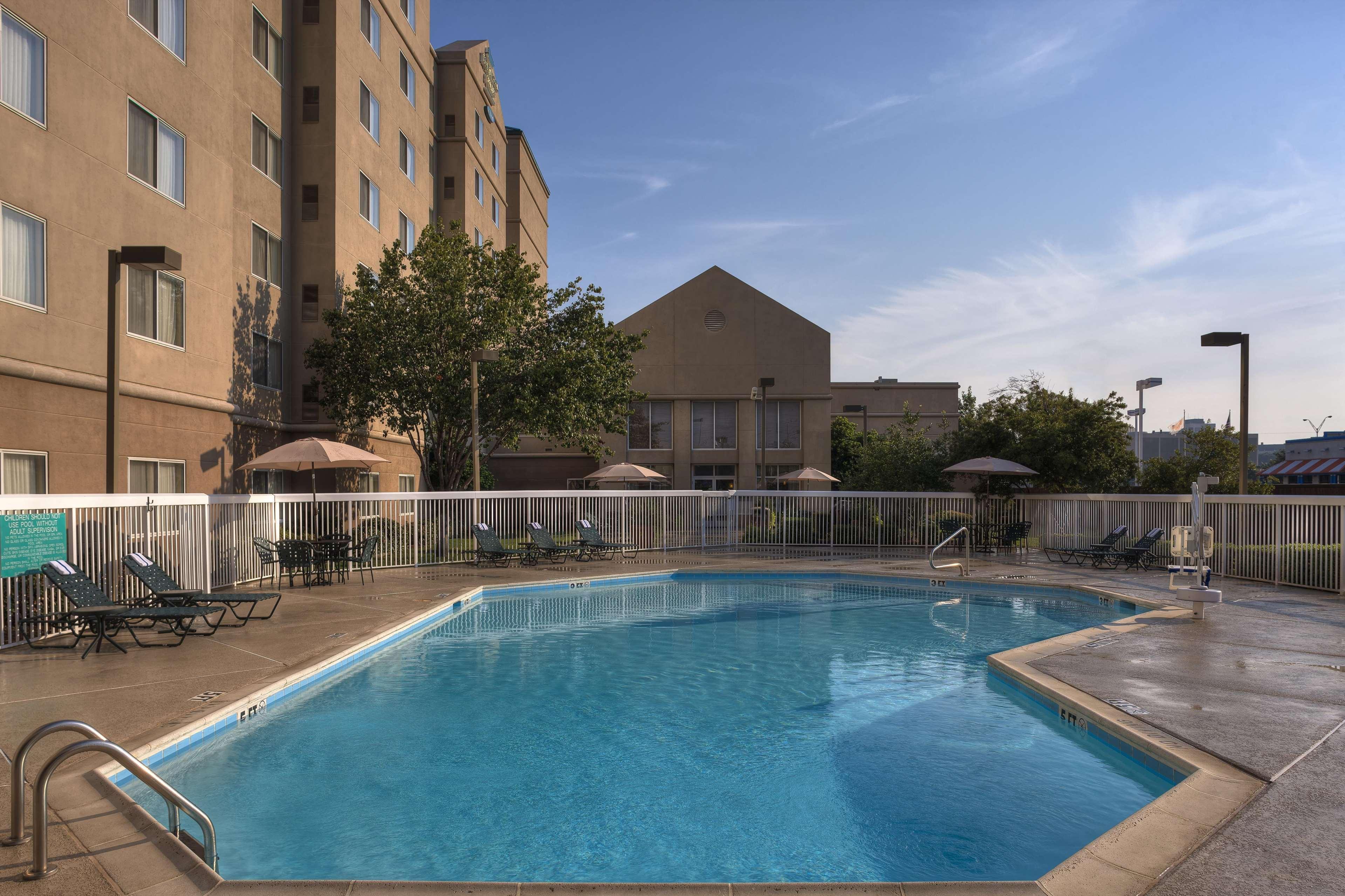 Homewood Suites By Hilton Dallas Market Center Exterior foto