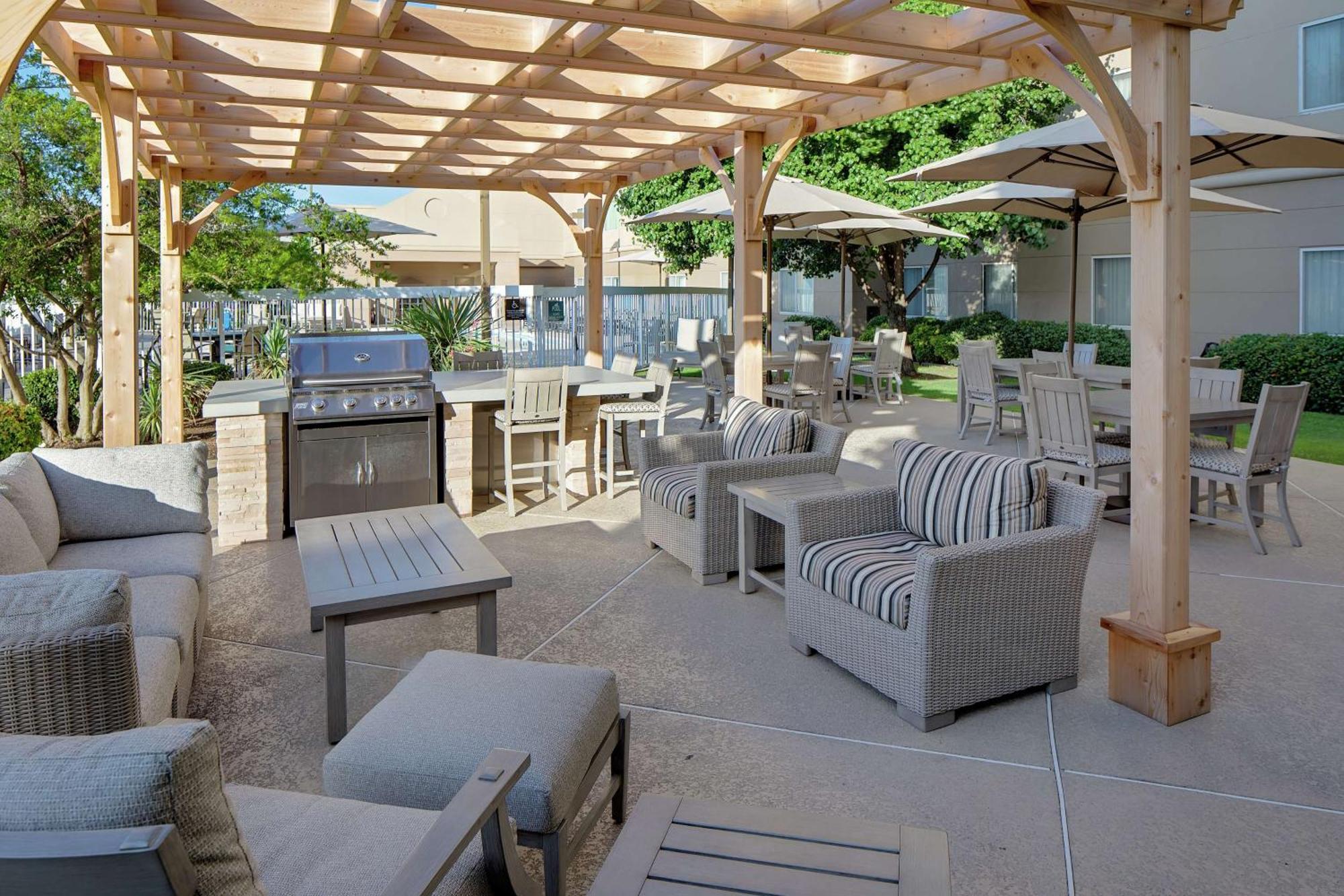 Homewood Suites By Hilton Dallas Market Center Exterior foto